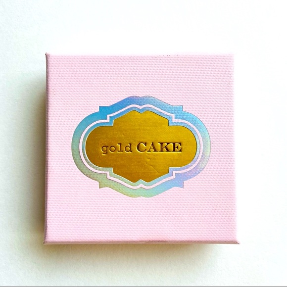 Gold Cake - Brand New - Earrings Set from California - Picture 9 of 10
